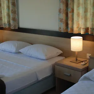 Club Bellamare Hotel