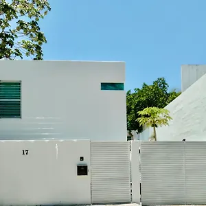 https://casa-gem-bb.allrivieramayahotels.com